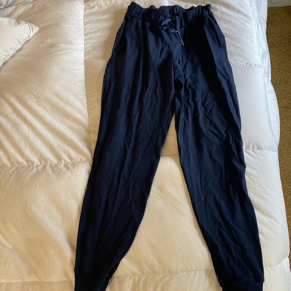 lululemon athletica Pants - Lululemon Joggers